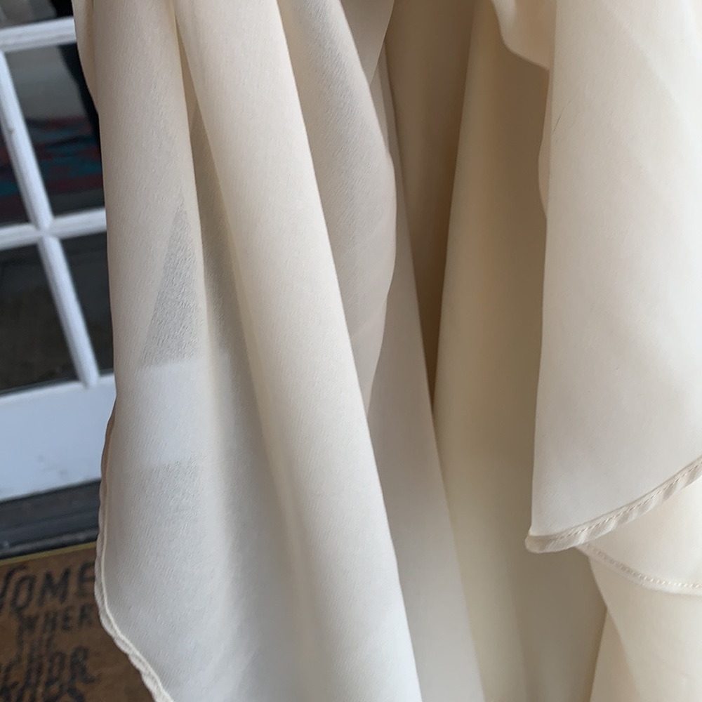 Beautiful Cream Ruffle Dress - Picture 8 of 9